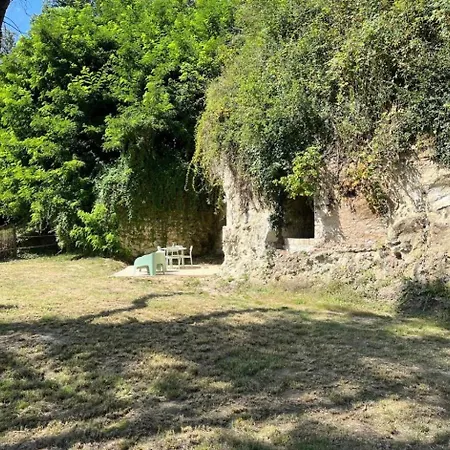La Petite Troglo Hébergement de vacances Aubigné-Racan